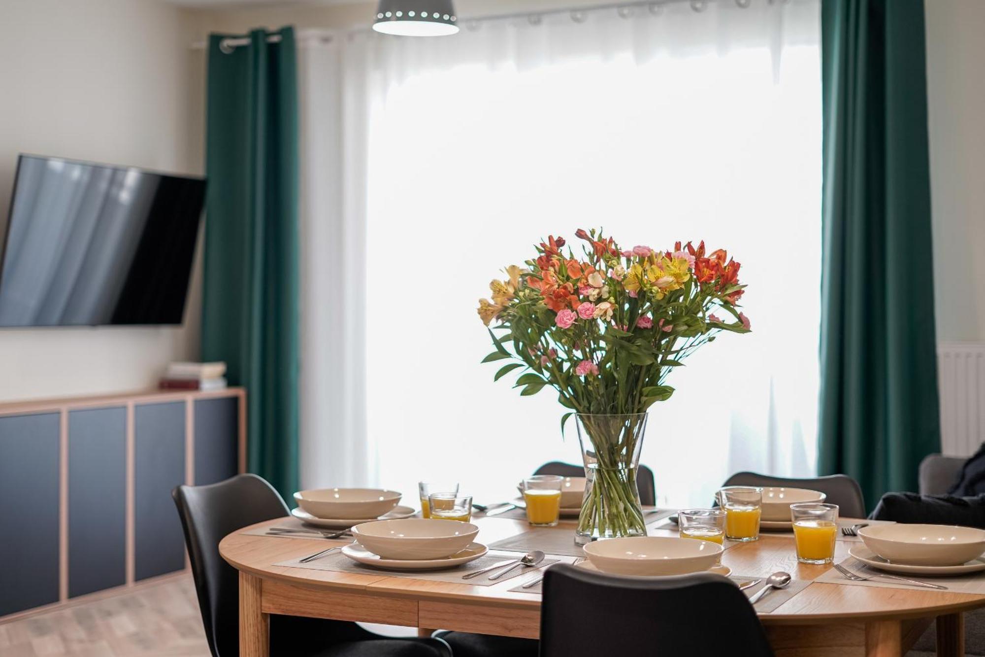 Saska Park Apartments クラクフ エクステリア 写真